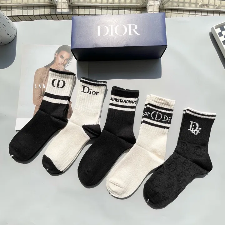 スーパーコピー ディオール 靴下