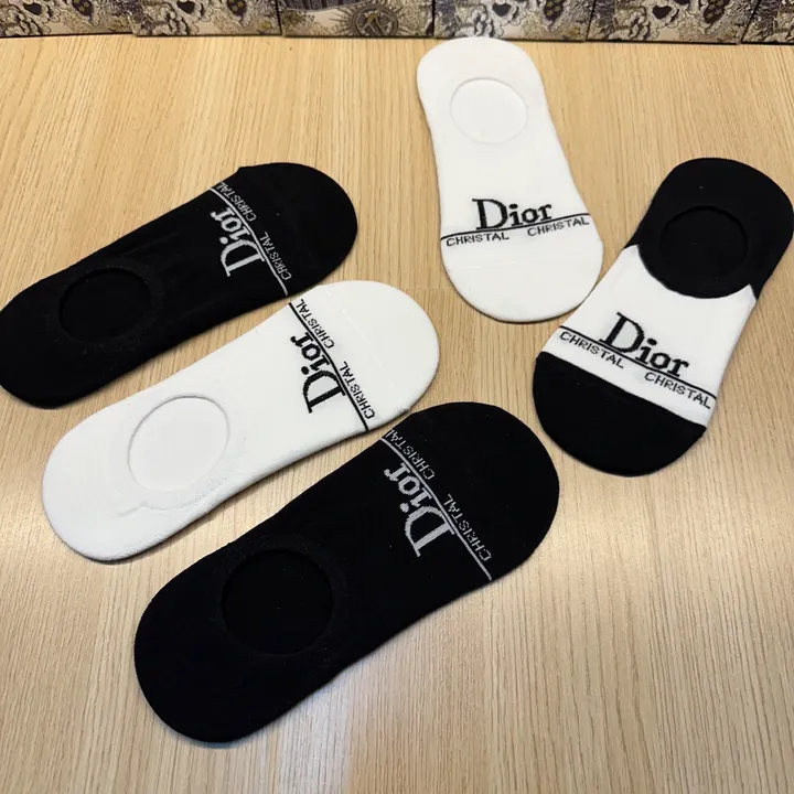スーパーコピー ディオール 靴下