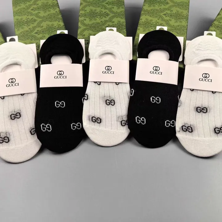 スーパーコピー グッチ 靴下