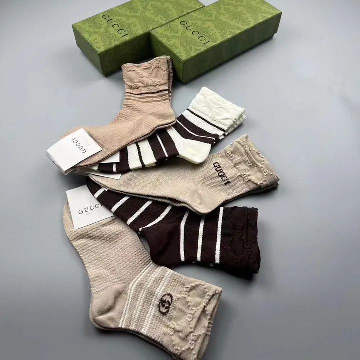 スーパーコピー グッチ 靴下