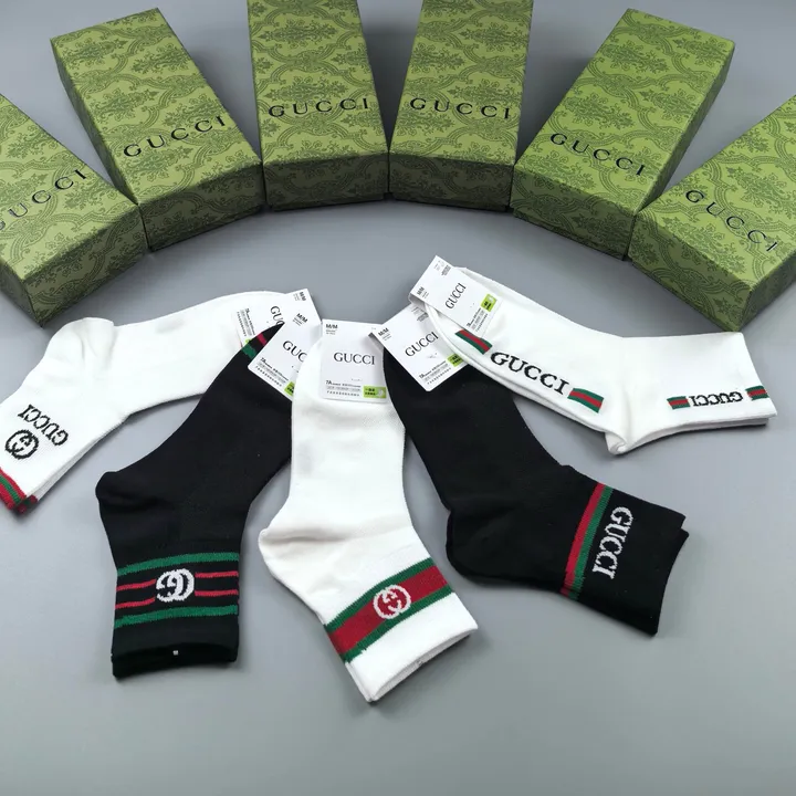 スーパーコピー グッチ 靴下