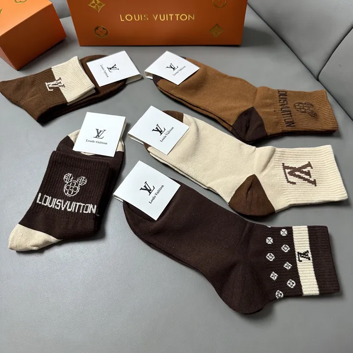 スーパーコピー ルイヴィトン 靴下