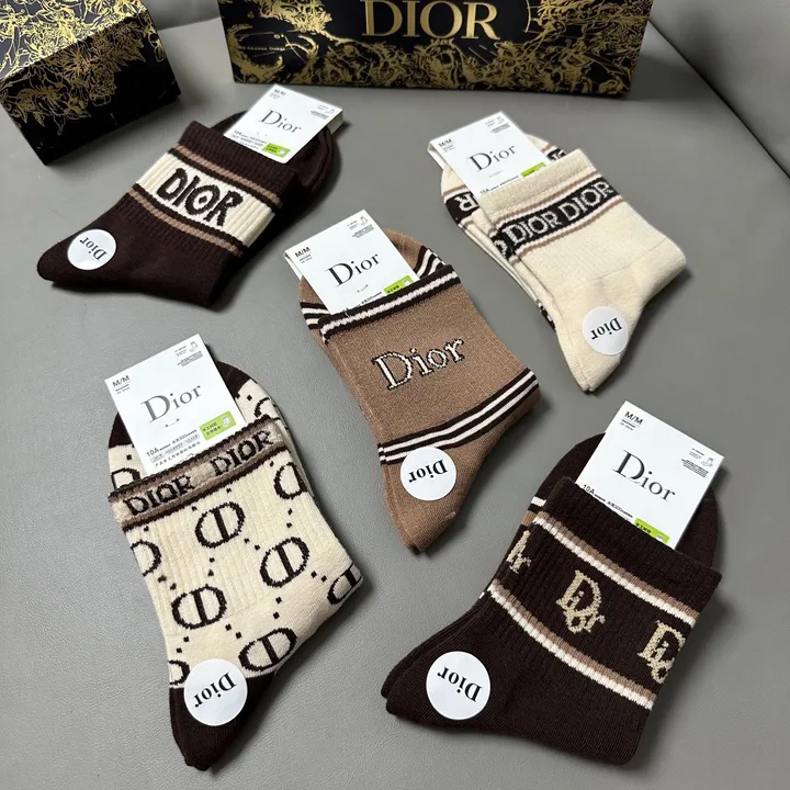 スーパーコピー ディオール 靴下