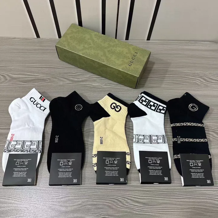 スーパーコピー グッチ 靴下