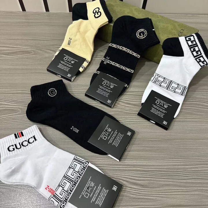 スーパーコピー グッチ 靴下