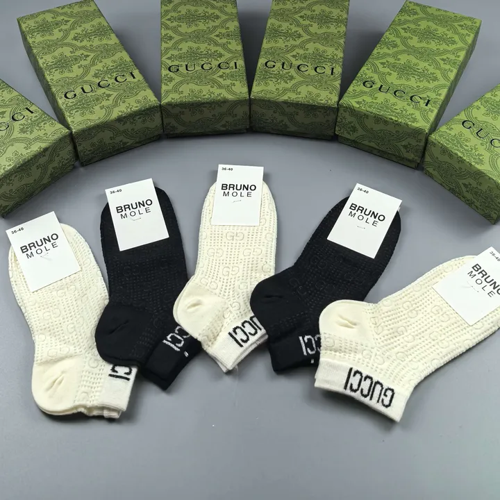 スーパーコピー グッチ 靴下
