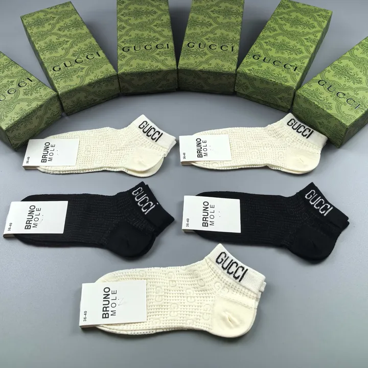 スーパーコピー グッチ 靴下
