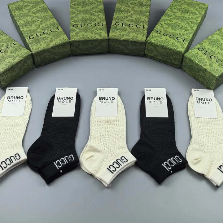 スーパーコピー グッチ 靴下