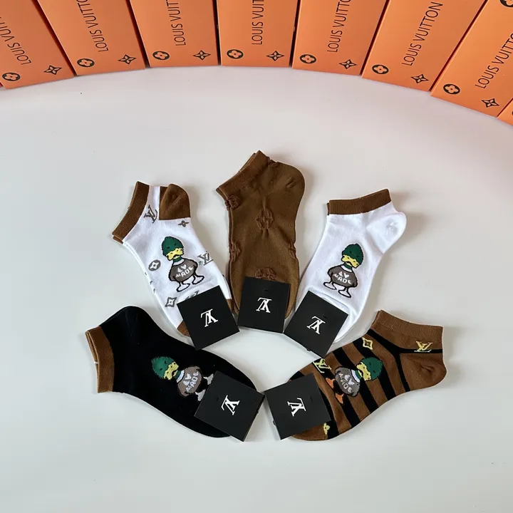 スーパーコピー ルイヴィトン 靴下