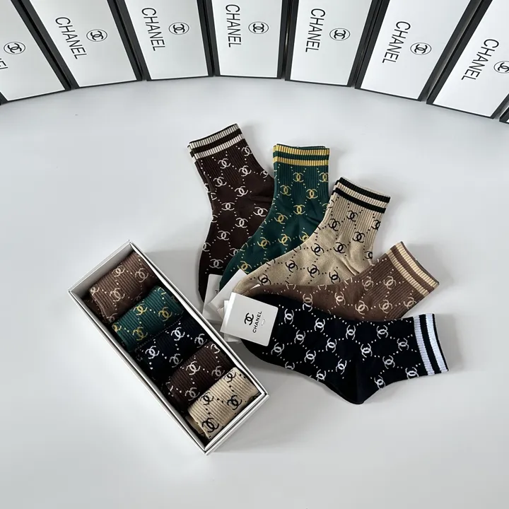 スーパーコピー シャネル 靴下