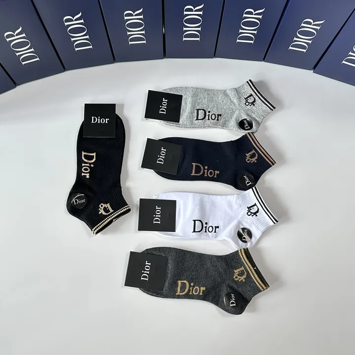 スーパーコピー ディオール 靴下