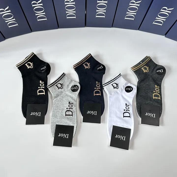 スーパーコピー ディオール 靴下