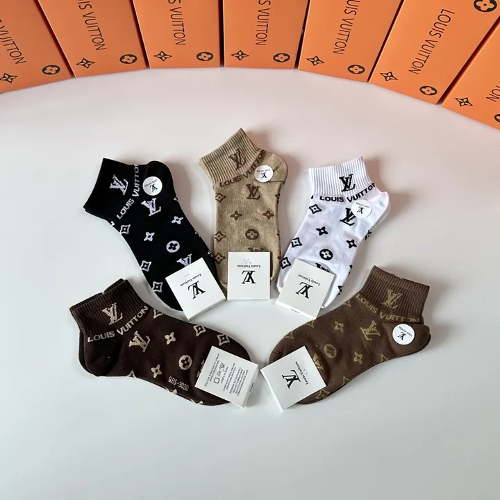 スーパーコピー ルイヴィトン 靴下