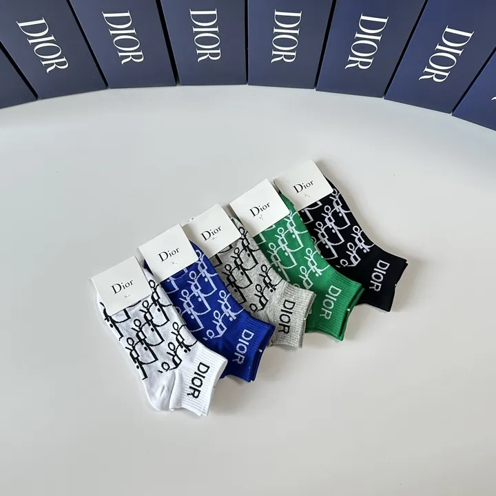スーパーコピー ディオール 靴下