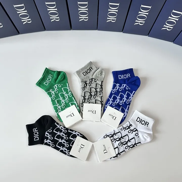 スーパーコピー ディオール 靴下