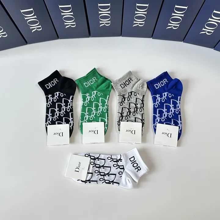 スーパーコピー ディオール 靴下