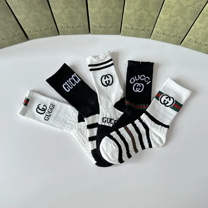 スーパーコピー グッチ 靴下