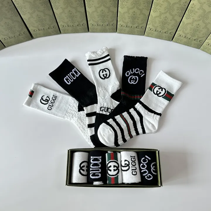 スーパーコピー グッチ 靴下
