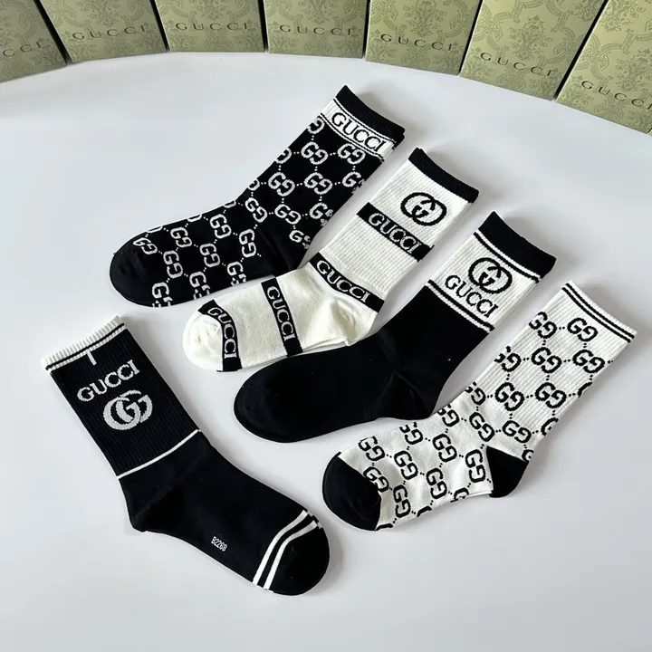 スーパーコピー グッチ 靴下