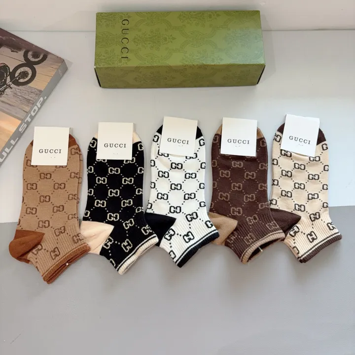スーパーコピー グッチ 靴下
