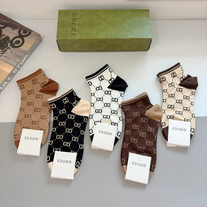 スーパーコピー グッチ 靴下