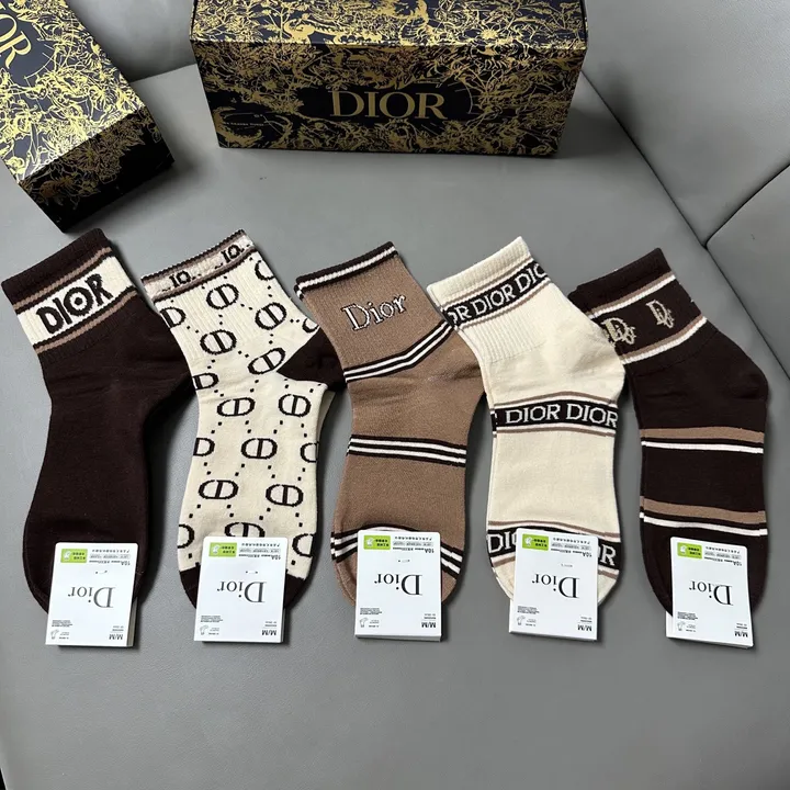 スーパーコピー ディオール 靴下