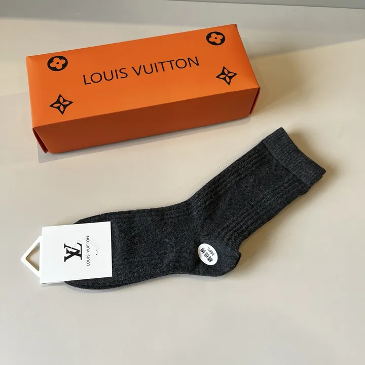 スーパーコピー ルイヴィトン 靴下