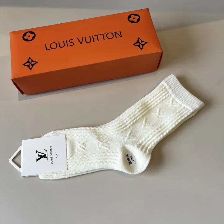 スーパーコピー ルイヴィトン 靴下