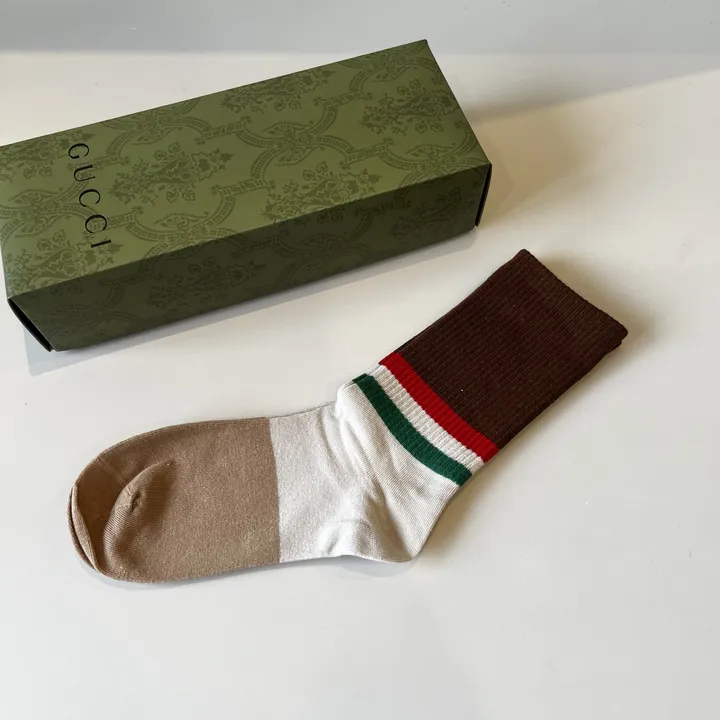 スーパーコピー グッチ 靴下