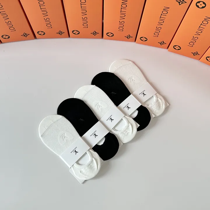 スーパーコピー ルイヴィトン 靴下