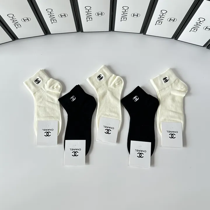 スーパーコピー シャネル 靴下