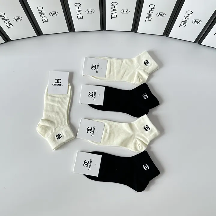 スーパーコピー シャネル 靴下