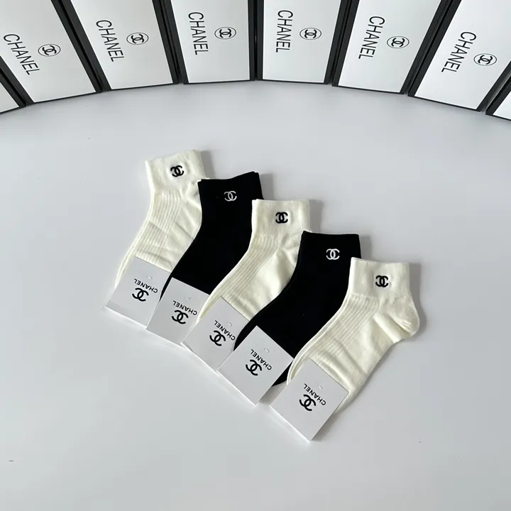 スーパーコピー シャネル 靴下