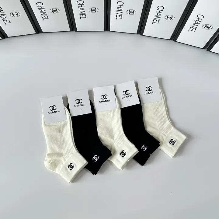 スーパーコピー シャネル 靴下