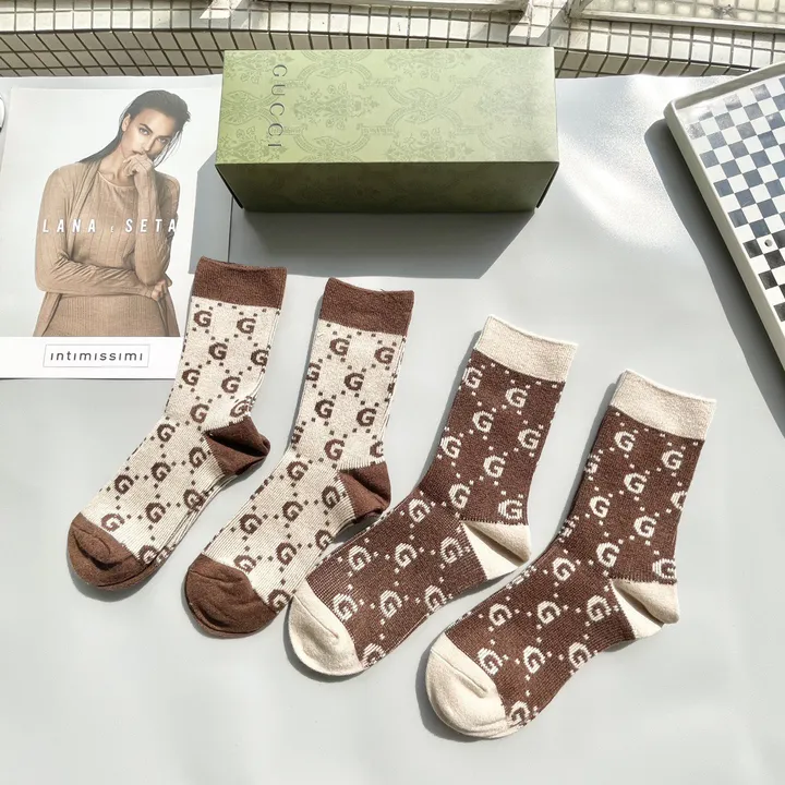 スーパーコピー グッチ 靴下