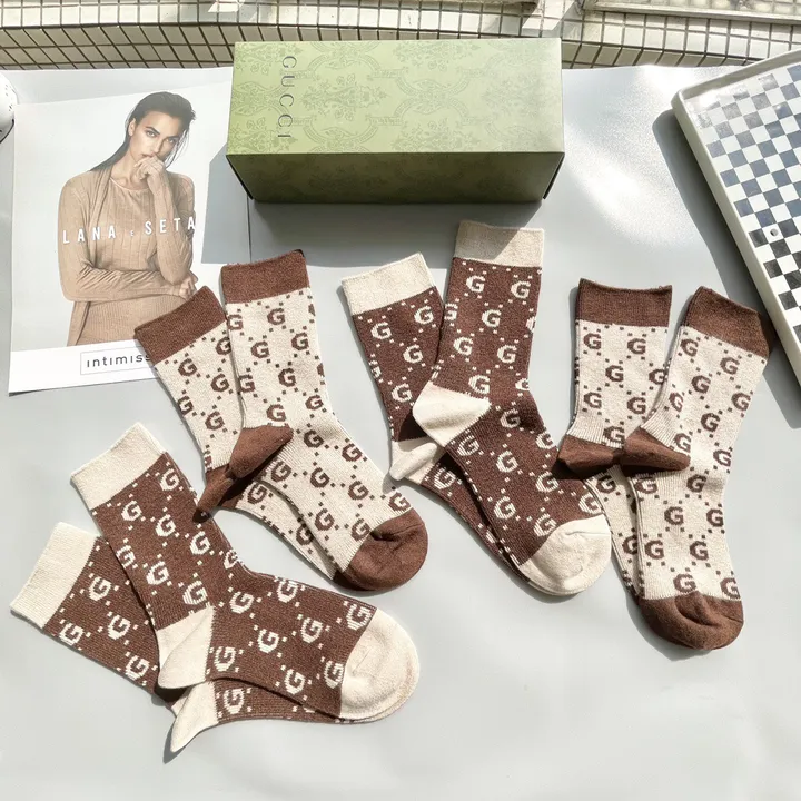 スーパーコピー グッチ 靴下