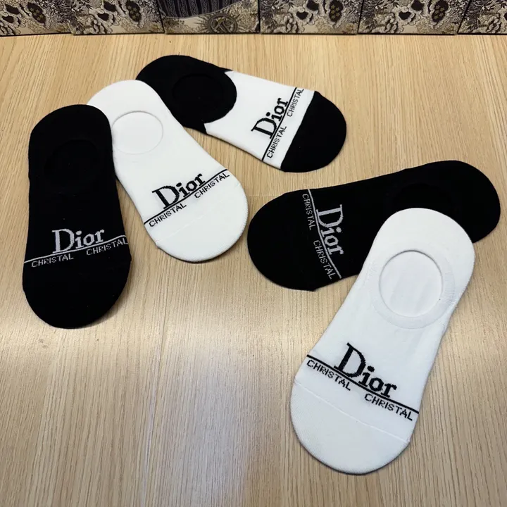 スーパーコピー ディオール 靴下