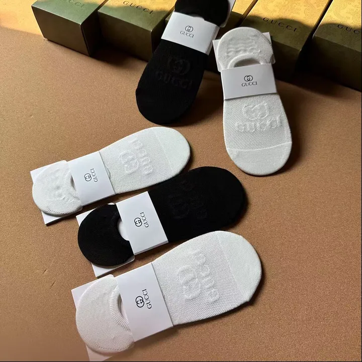 スーパーコピー グッチ 靴下