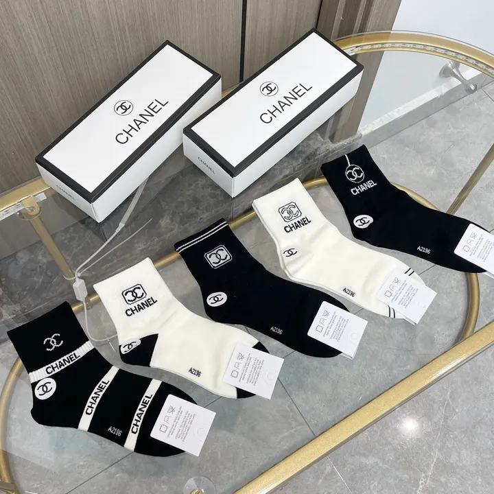 スーパーコピー シャネル 靴下
