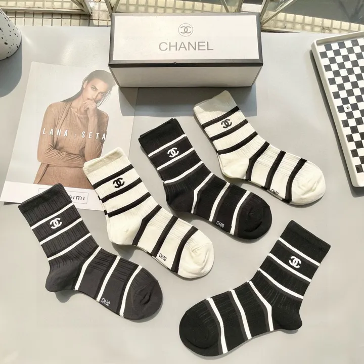 スーパーコピー シャネル 靴下