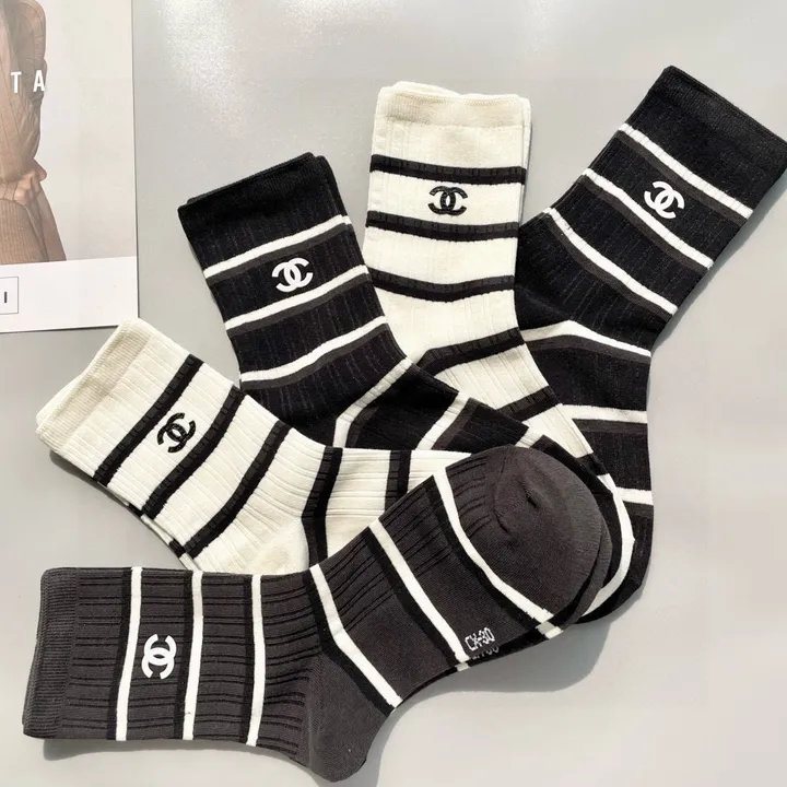 スーパーコピー シャネル 靴下