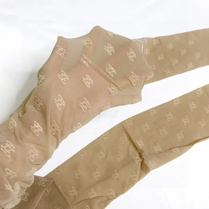 スーパーコピー フェンディ 靴下