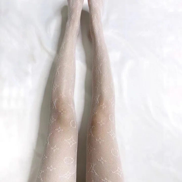 スーパーコピー ルイヴィトン 靴下