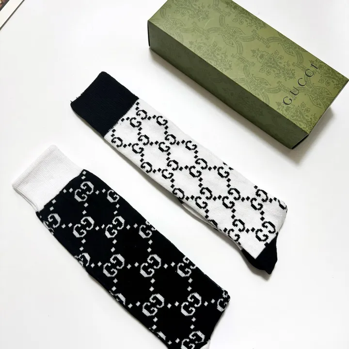 スーパーコピー グッチ 靴下