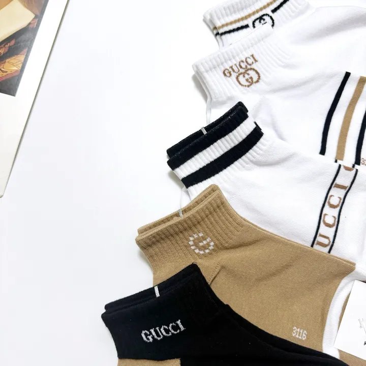 スーパーコピー グッチ 靴下