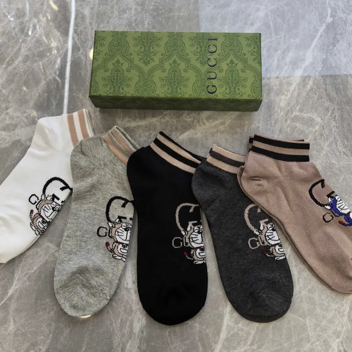 スーパーコピー グッチ 靴下