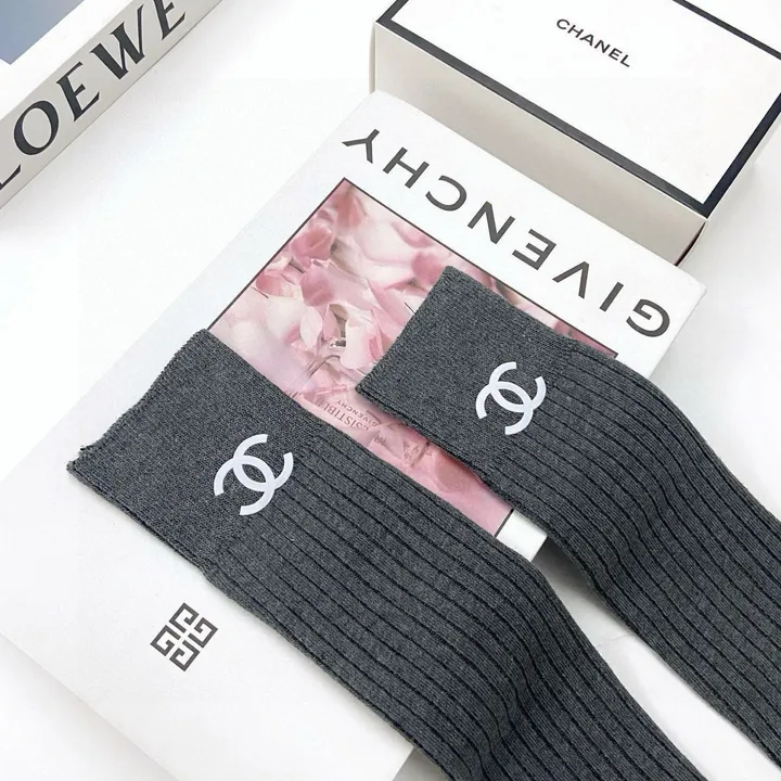 スーパーコピー シャネル 靴下