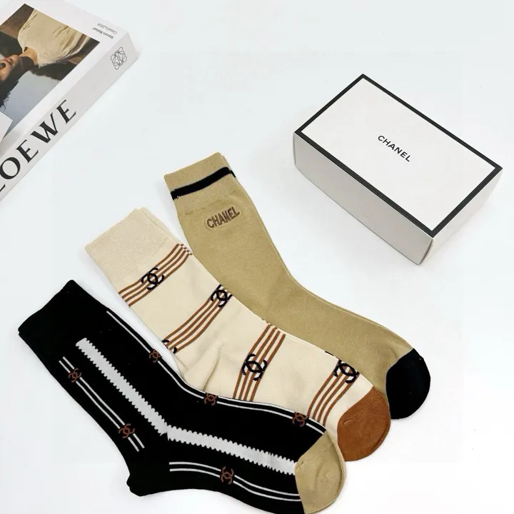 スーパーコピー シャネル 靴下