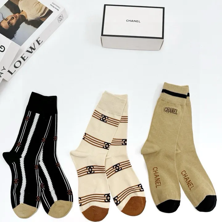 スーパーコピー シャネル 靴下