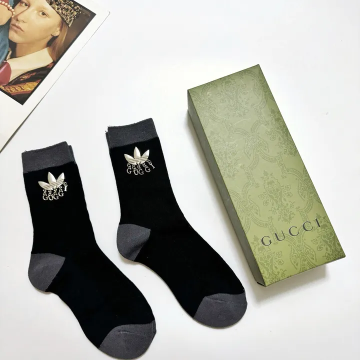 スーパーコピー グッチ 靴下